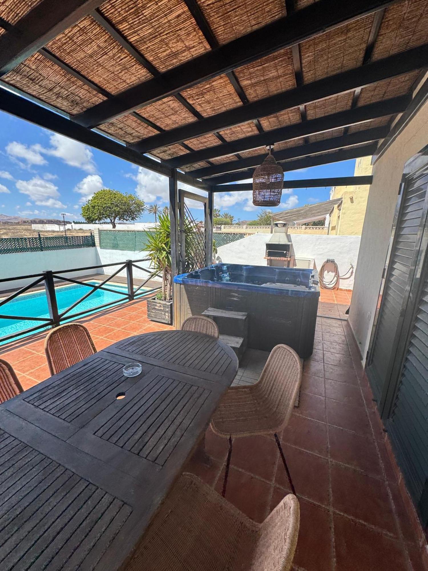 Paradise Villa Corralejo Exterior photo